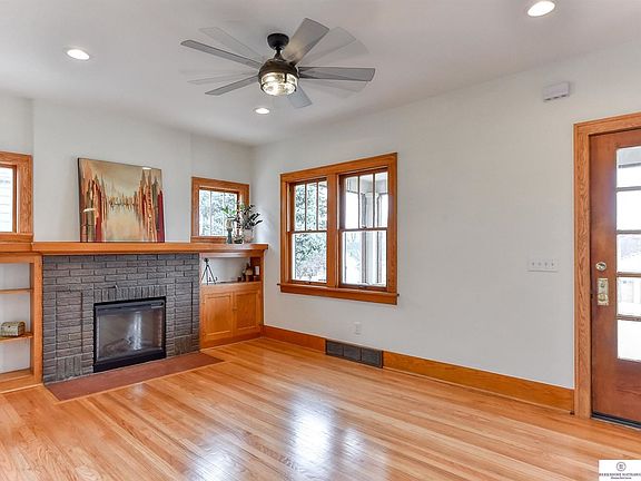 5th image of 4524 Shirley St