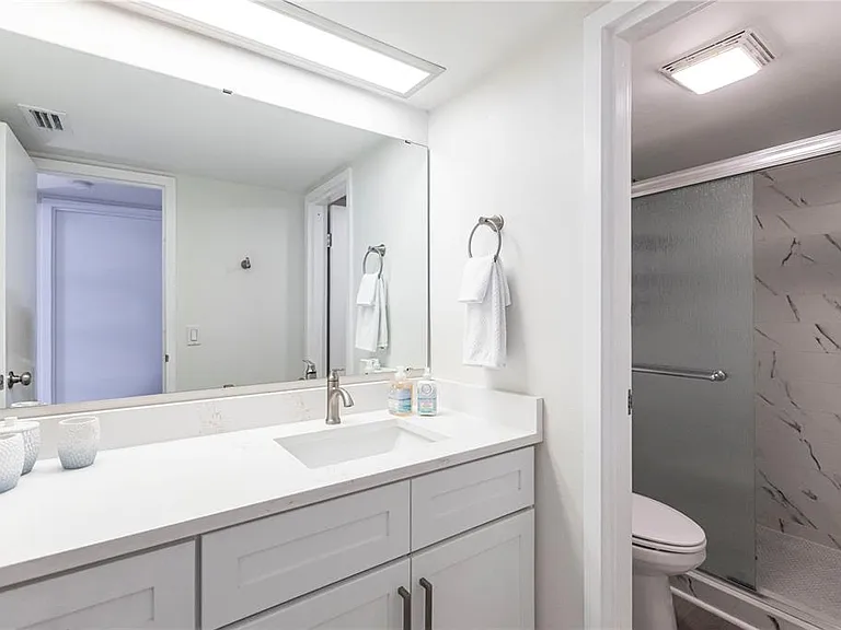 1055 W Peppertree Dr #106AA — Photo 17