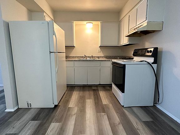 3rd image of 200 Shadyside Dr #C-5