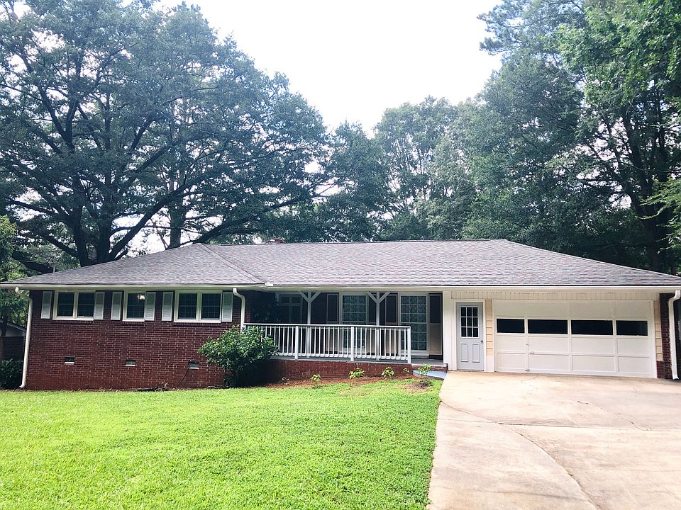 1st image of 1785 Pine Cir