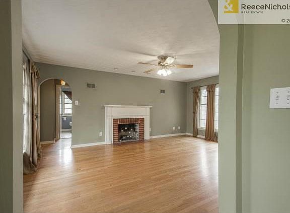 5th image of 1806 S Lake Dr
