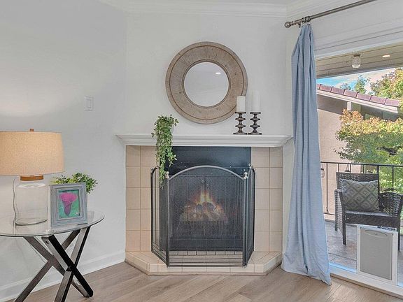 3rd image of 420 Alberto Way Unit 47