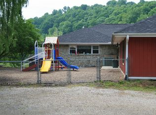 817 W Union St, Athens, OH 45701