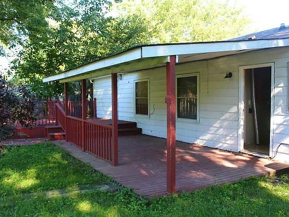 3rd image of 3308 Voigt Dr