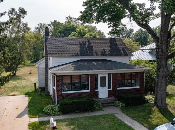 338 North MAIN STREET, Amherst, WI 54406