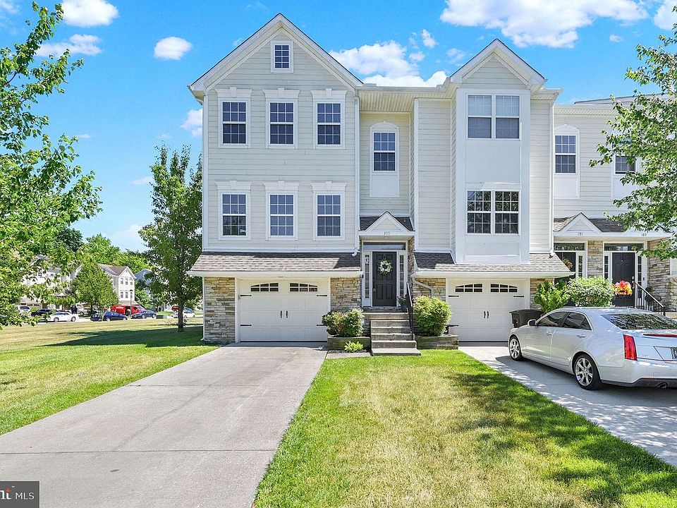 1st image of 193 Lexington Pl