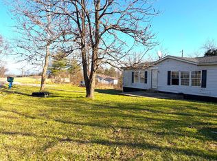 596 Fairview Rd, Williamstown, KY 41097