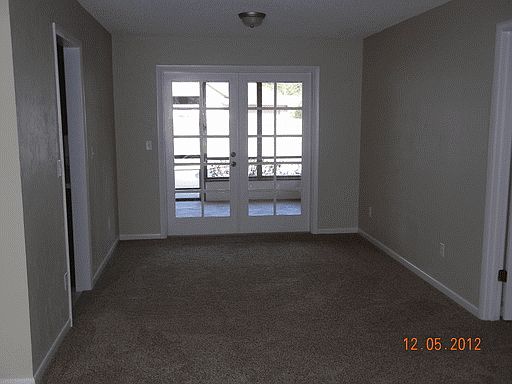 3rd image of 3600 Jericho Dr