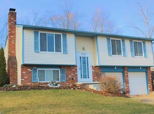 9560 Shadywood Ln, Twinsburg, OH 44087