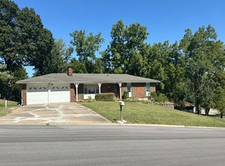 5215 N Washington St, Kansas City, MO 64118