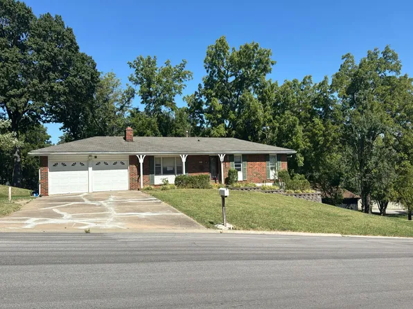 5215 N Washington St, Kansas City, MO 64118