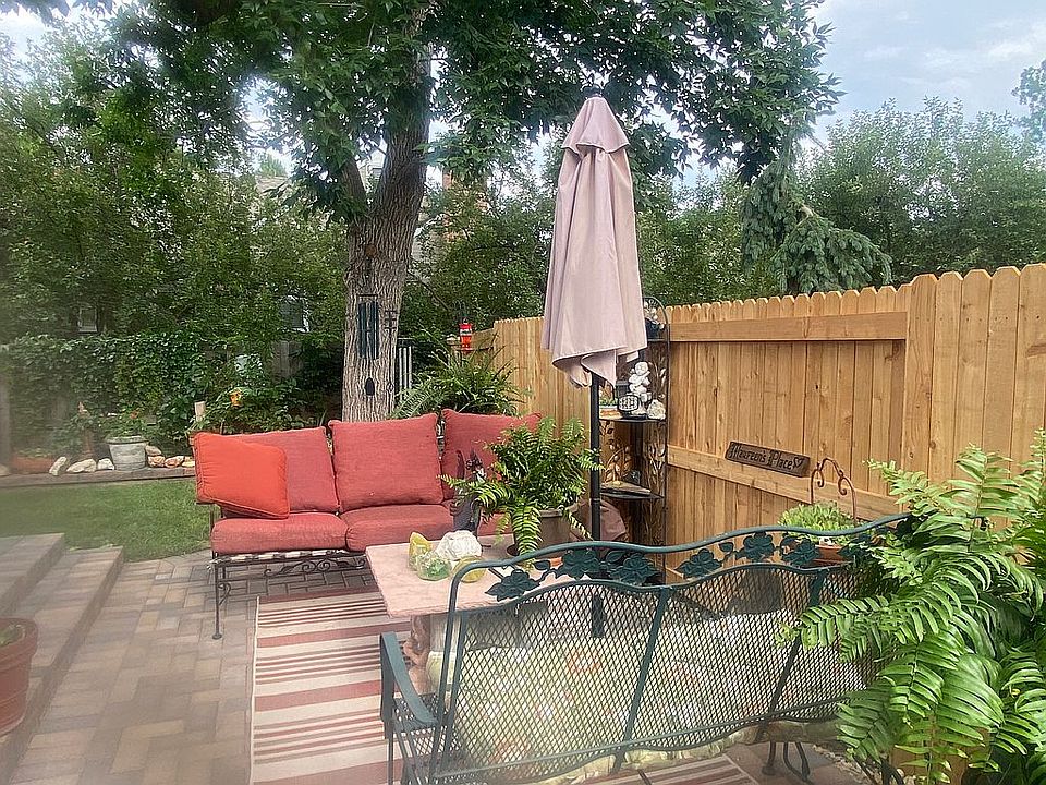 2nd image of 7530 S Ivanhoe Cir