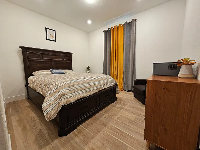 17584 Capricorn Ct — Photo 39