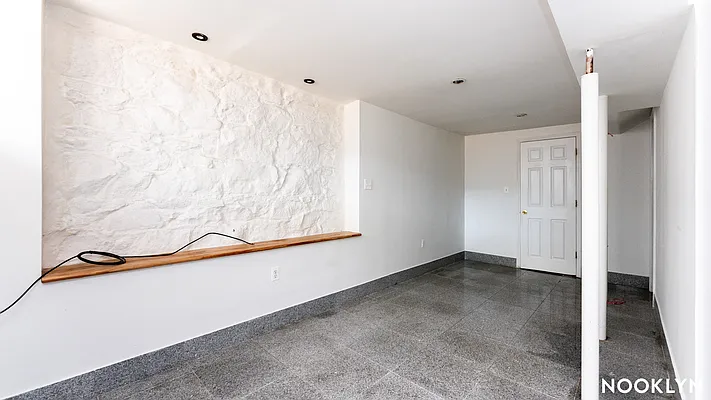 Rented by Nooklyn NYC LLC | media 13