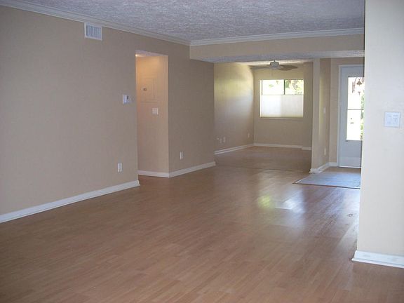 3rd image of 60 Pelican Pointe Dr #1010