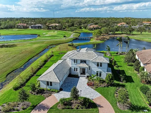 3761 Founders Club Dr, Sarasota, FL 34240