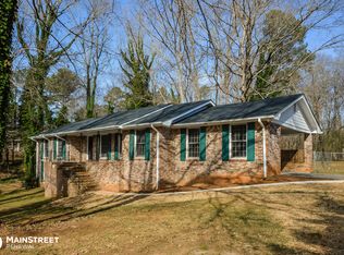 1645 Holmes Dr SW, Conyers, GA 30094