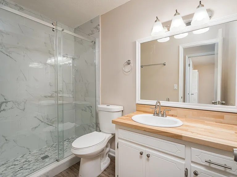 261 Dillon Dr — Photo 10