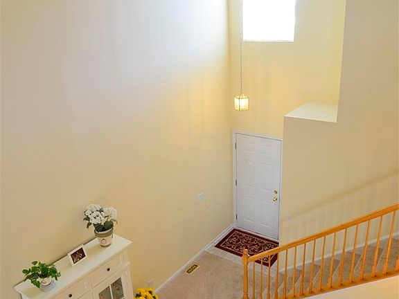 3rd image of 290 Nicole Dr Unit B