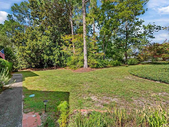 5th image of 321 Wood Duck Rd