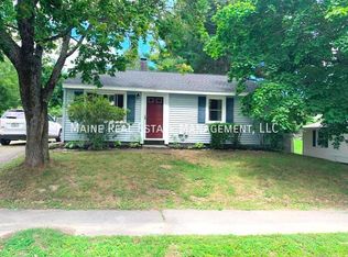 111 Falvey St, Bangor, ME 04401