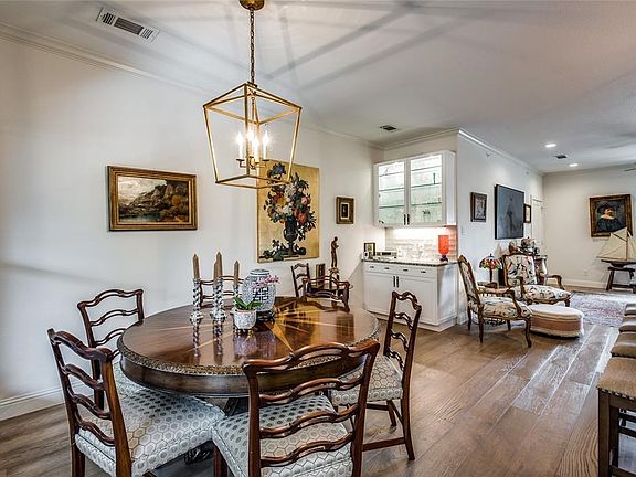 5th image of 10656 Park Village Pl #C