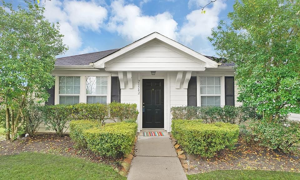 1st image of 20542 Patriot Park Ln