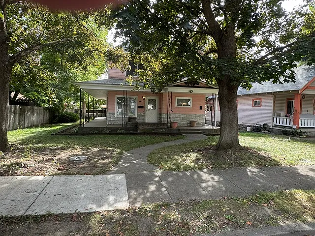2 bed, 1617 sqft, $1,595 — Photo 2