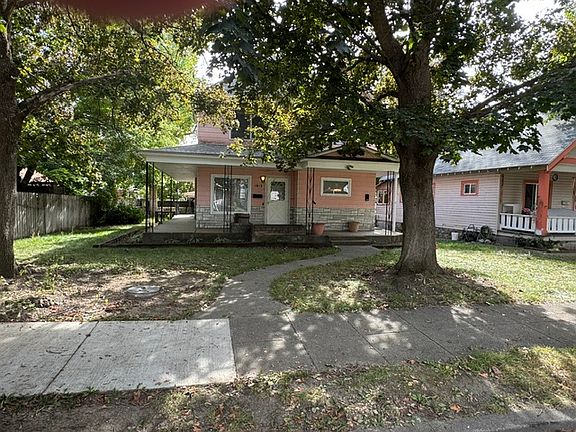 2nd image of 1813 W Mission Ave #1