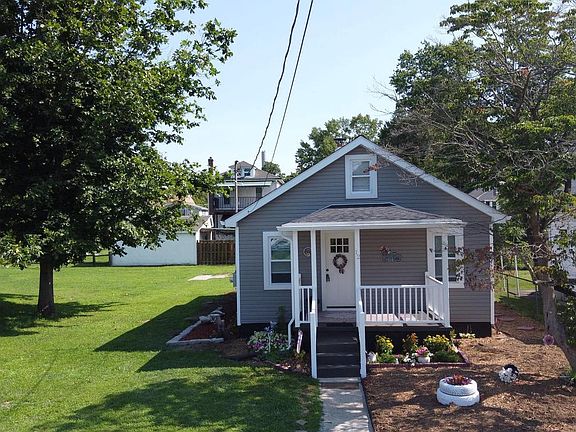 3rd image of 12 Chester Ave