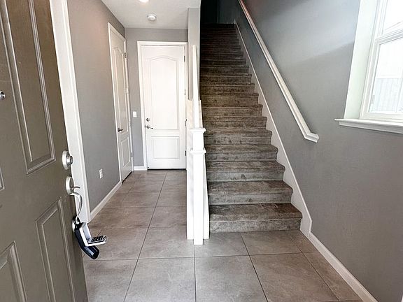 4th image of 7053 Calistoga Ln