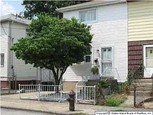 2nd image of 17 Downey Pl