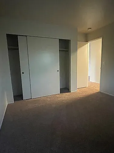 North Dutton Place Apartments — Photo 5