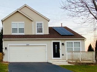 1650 Clover Ct, Romeoville, IL 60446