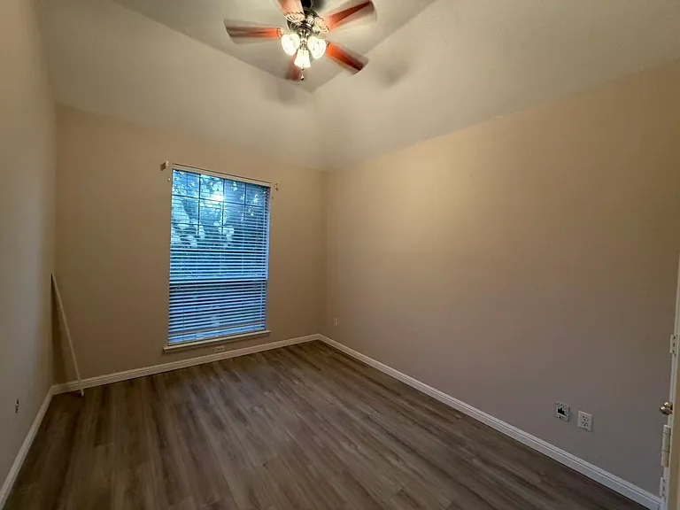 8445 Grand Canyon Dr — Photo 11