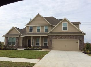 13927 Belmont Cir, Mont Belvieu, TX 77523