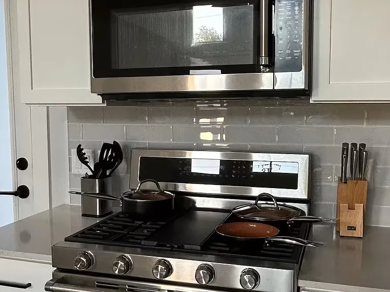 1818 Waterston Ave #2 — Photo 8