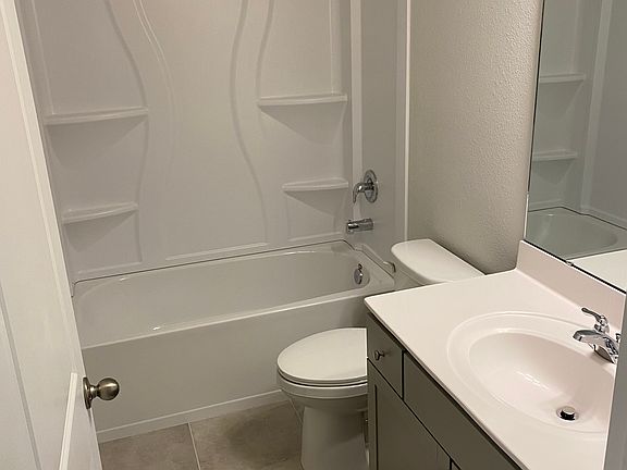 3rd image of 11250 Minnetta Ct