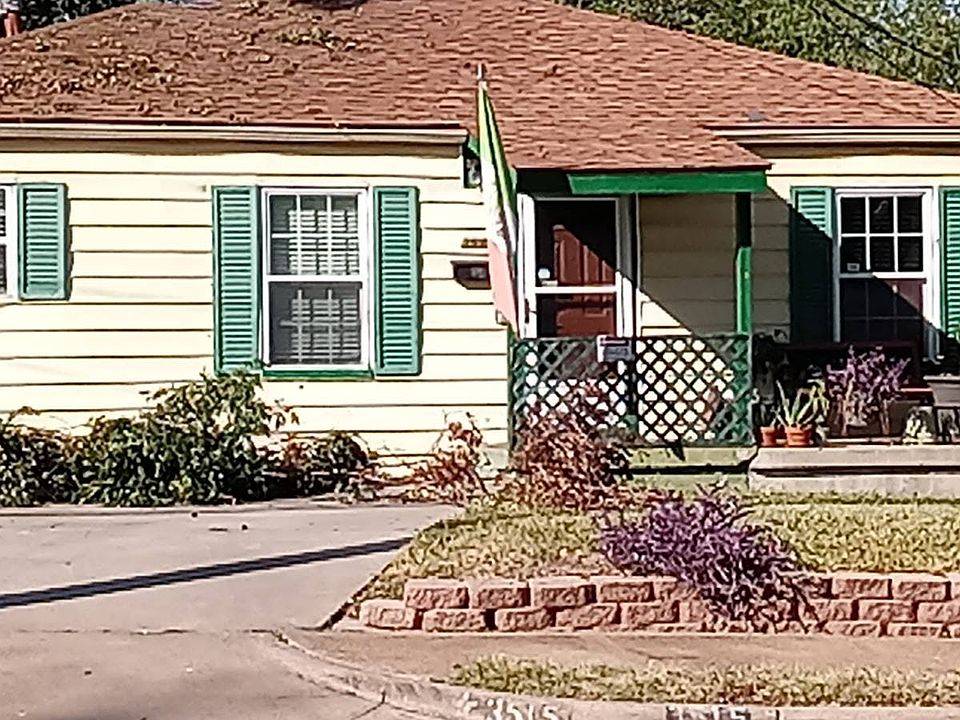 1st image of 3515 W Clarendon Dr