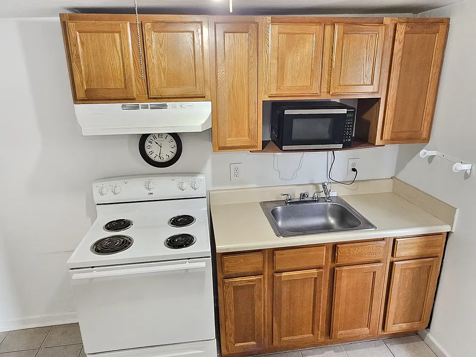 1001 Black Horse Pike #6
