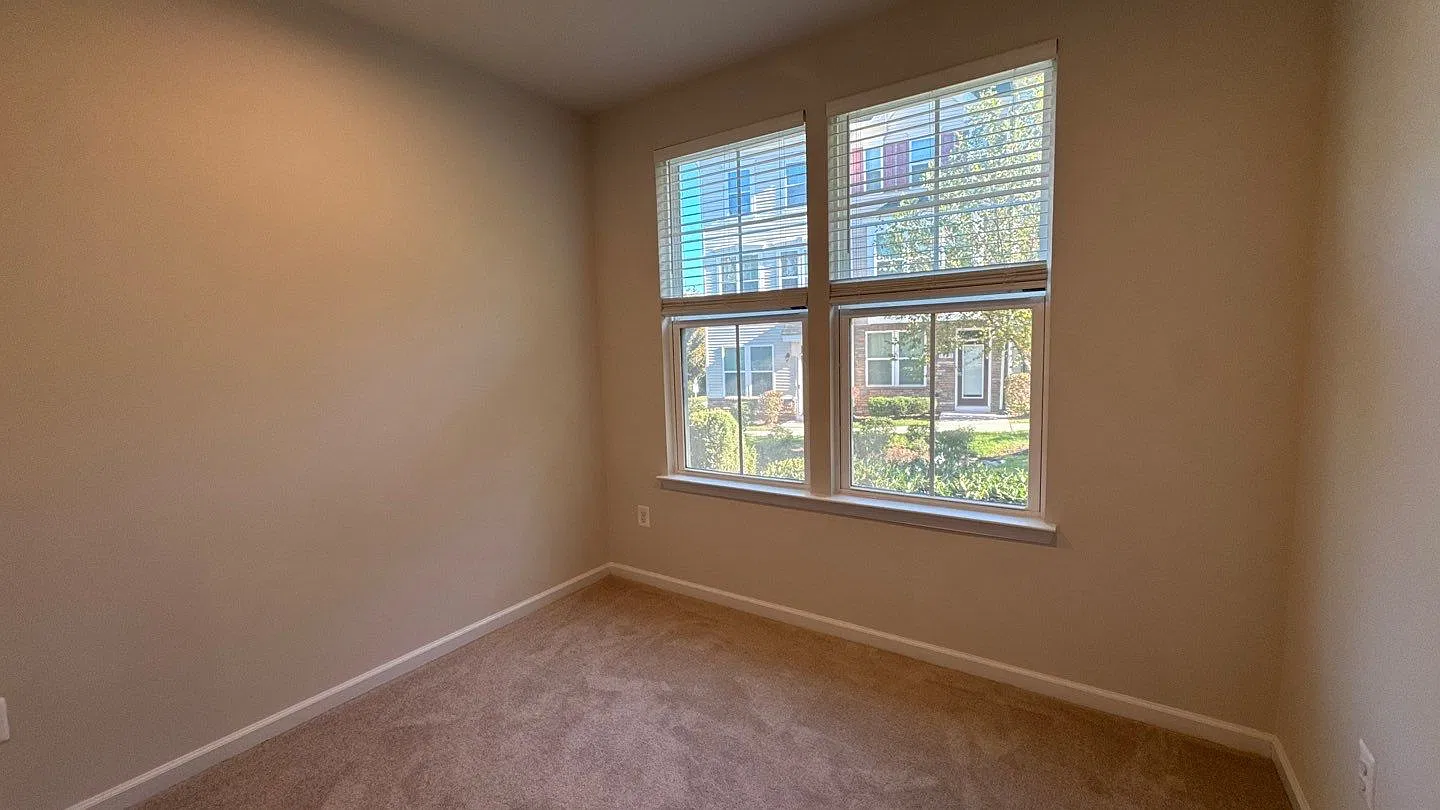 Townhome in Hanover! — Photo 4