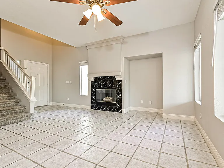 5044 Drifting Creek Ave — Photo 6