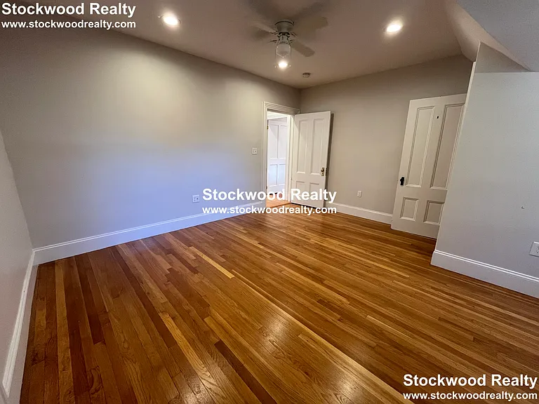 90 Lyndhurst St #5 — Photo 20