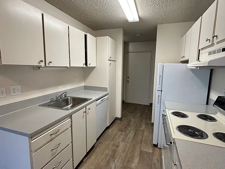 Washington Park Apartments — Photo 58