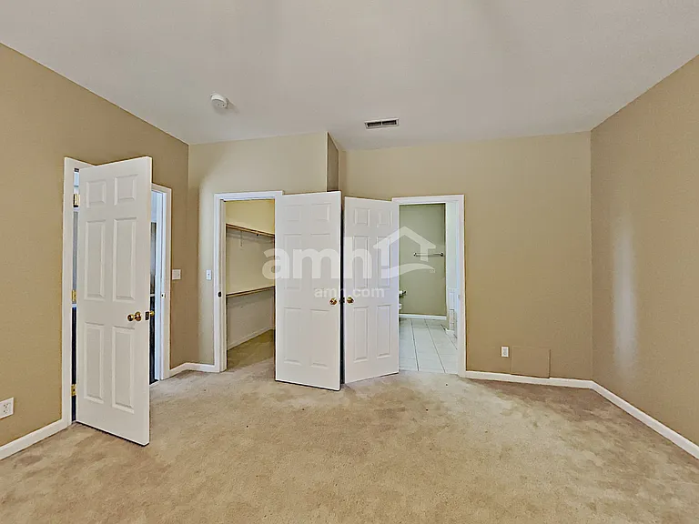 1001 High Ridge Dr — Photo 9