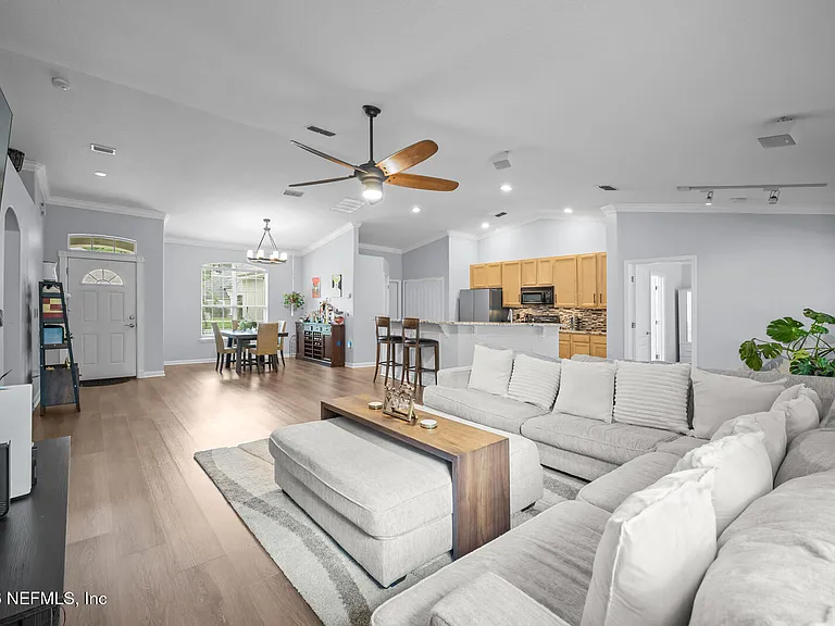 8575 Crooked Tree Dr — Photo 11