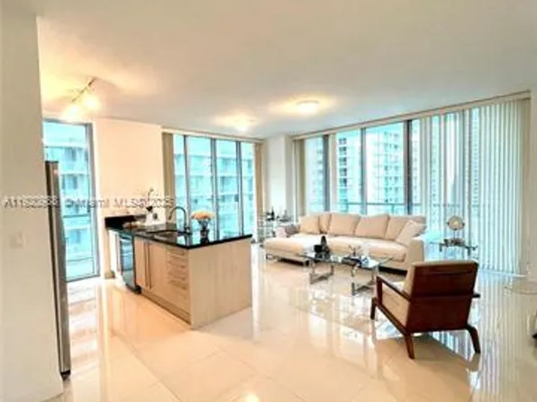 79 SW 12th St, Miami, FL