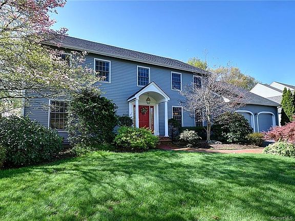 2nd image of 152 Hampshire Dr