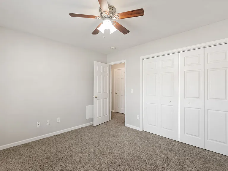 1908 Longburn Dr — Photo 19
