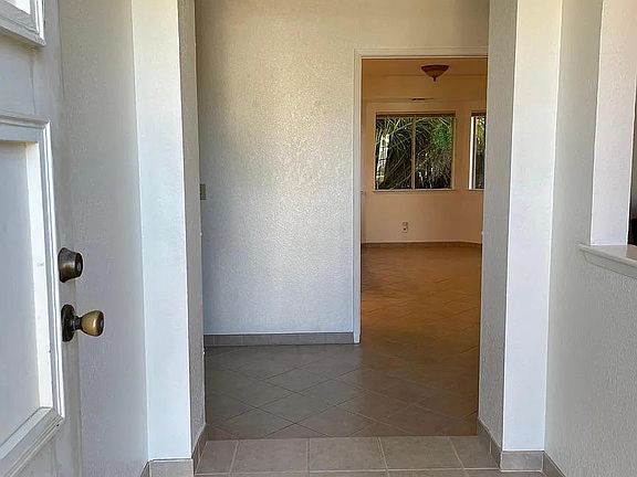 3rd image of 302 Cain Dr